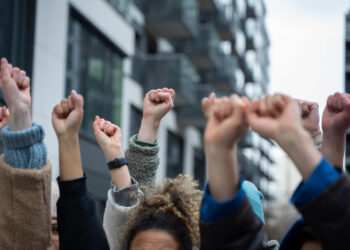Servidores do judiciário vão paralisar serviços como parte de protestos por equiparação salarial