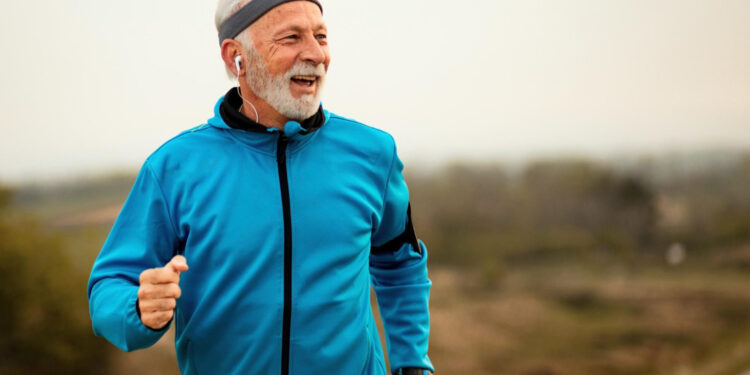 Especialistas revelam exercício melhor que a natação para prevenir osteoporose