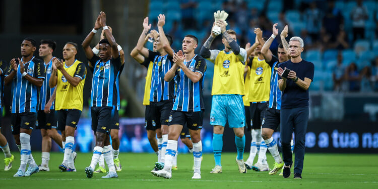 Jogador do Grêmio aparece em lista de Carlo Ancelotti para a Copa do Mundo
