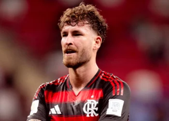 Zagueiro convocado para Copa do Mundo pela Seleção Brasileira responde processo na justiça