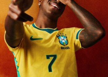 Mais cara entre os campeões: Seleção Brasileira possui uma das camisetas com custo mais alto da Copa do Mundo