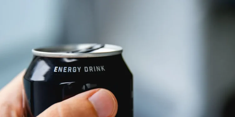 Fique atento aos efeitos cardiovasculares e cerebrais de consumir energéticos
