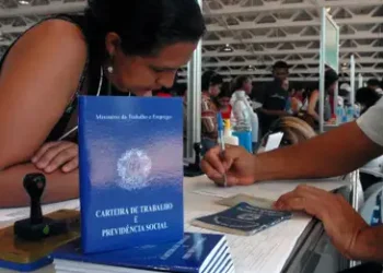 Prefeitura promove vagas de emprego para pessoas acima dos 50 anos
