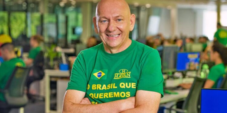 Dono da Havan projeta futuro do Brasil após avanço do fim da escala 6×1 na Câmara