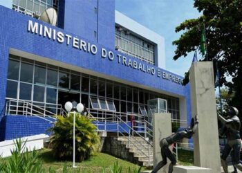 Estado brasileiro fecha mês com saldo negativo em relação a contratações e demissões de profissionais