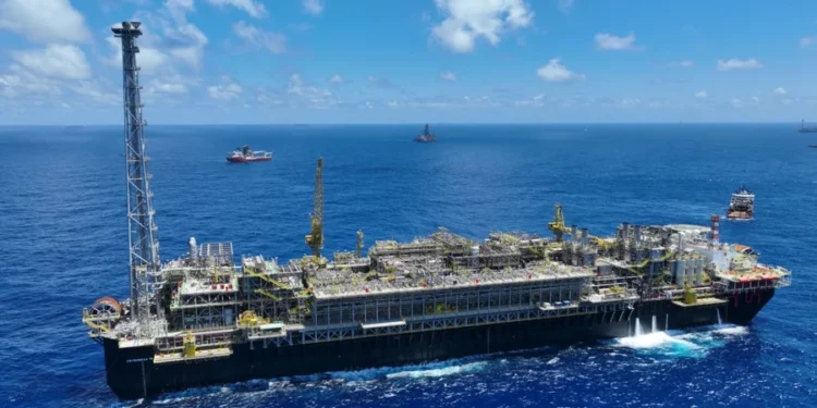 Confrontos no Oriente Médio aumentam presença do petróleo brasileiro no mercado asiático
