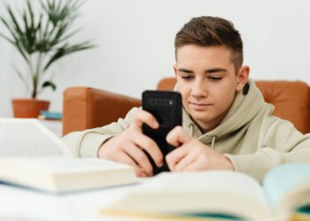 Adeus telas: para absorver conhecimento é importante mudar a plataforma de estudo