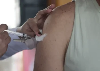 Aumento de casos respiratórios coloca Estado brasileiro em categoria de risco preocupa autoridades