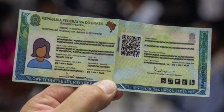 Após viver 15 anos com RG de outra pessoa, homem será indenizado por erro administrativo