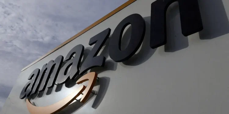 Bolha da IA estoura e multinacionais limitam investimentos na tecnologia