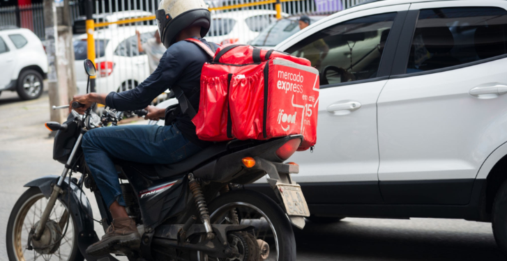 Entregadores de aplicativo vão ganhar benefícios em financiamento de motos