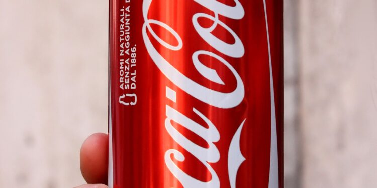 Fabricante de Coca-Cola projeta expansão durante a Copa do Mundo