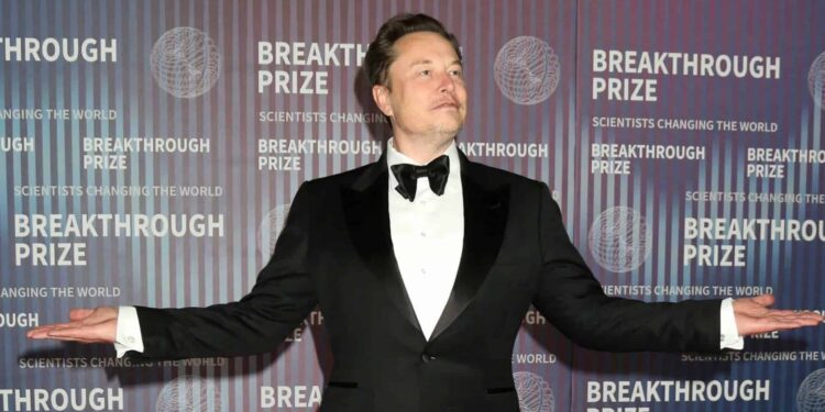 Próximo de se tornar um trilionário, Elon Musk aparece em lista das 10 pessoas mais ricas da história