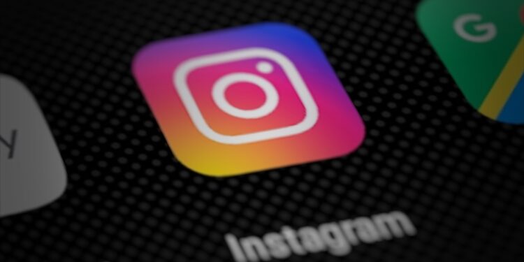 Plano pago do Instagram começa a funcionar no Brasil