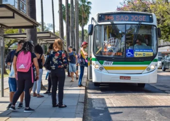 População definirá futuro do transporte público em capital brasileira