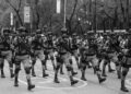 Mais de 80 anos após a 2ª Guerra Mundial, país europeu pensa em criar exército e reforçar defesa
