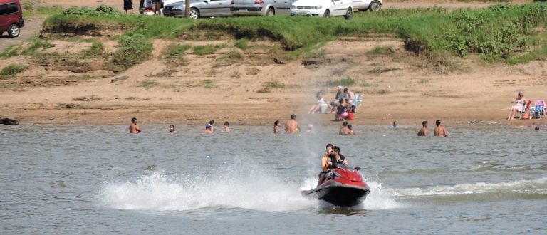 Calorão, Praia Nova e banho no Rio Jacuí