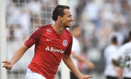 Clube japonês inspirado no Grêmio anuncia Leandro Damião
