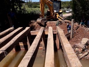 Novo Cabrais: pontes e rede de água são construídas