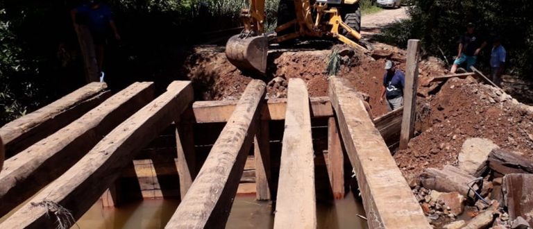 Novo Cabrais: pontes e rede de água são construídas