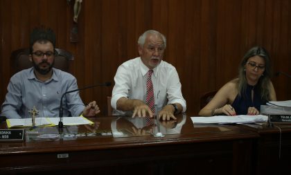 Prefeito quer aprovação de turno único e parcelamento do Faps