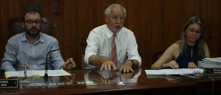 Prefeito quer aprovação de turno único e parcelamento do Faps