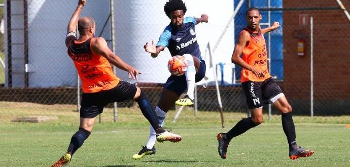 Grêmio e Aimoré empatam em 1 a 1 em jogo-treino