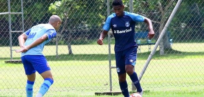 Equipe de transição do Grêmio enfrenta o Aimoré neste domingo (30)