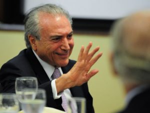 Temer recua e decide conceder indulto de Natal