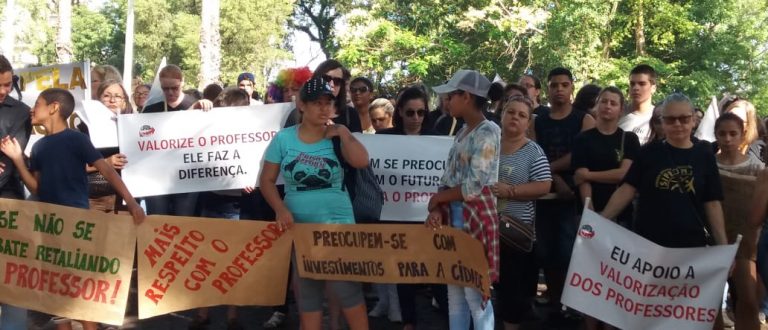 Professores municipais fazem protesto nesta segunda-feira em Cachoeira do Sul