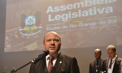 Assembleia tem sessão extraordinária nesta quinta-feira