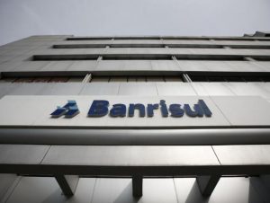 Inscrições para concurso do Banrisul terminam nesta terça (15)