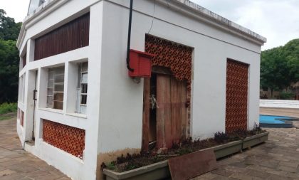 Ladrões atacam casa de máquinas da Fonte das Águas Dançantes