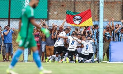 Grêmio goleia o Novo Hamburgo em estreia no Gauchão