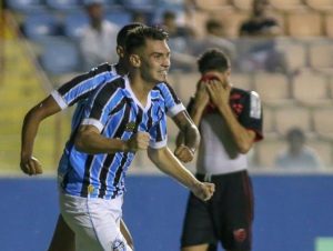 Grêmio avança como líder da chave na Copa São Paulo