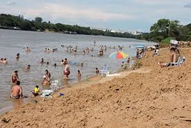 Praia Nova segue imprópria para banho