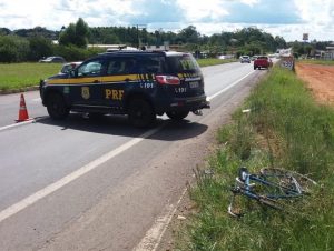 Acidente com morte: caminhonete de Rio Pardo atinge ciclista na BR-386