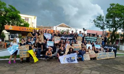 Caminhada contra demissão de professores e funcionários da Ulbra