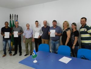 Prefeito empossa novos secretários municipais em Paraíso do Sul