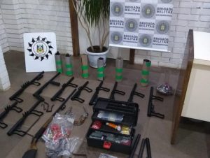 Brigada e Civil estouram fábrica de armas artesanais