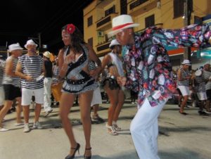 Carnaval de Rua: Bloco das Virgens nesta sexta e sábado, as escolas