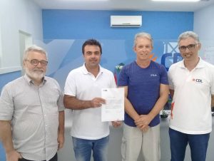 CDL de Cachoeira realiza doação para amparo a pacientes do HCB