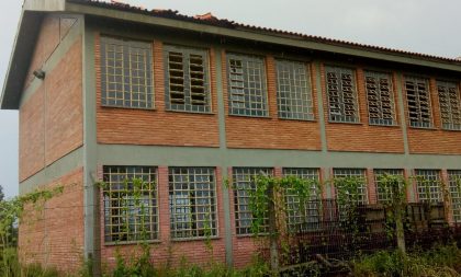 Sem funcionar, escola do Piquiri sofre com a depredação