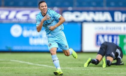 Time alternativo do Grêmio goleia o Caxias no Centenário