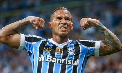 Grêmio oficializa saída de Jael para o futebol japonês