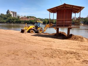 Depois da cheia do Rio Jacuí, mutirão para recuperar a Praia Nova