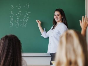 Transferências nas escolas municipais começam nesta segunda