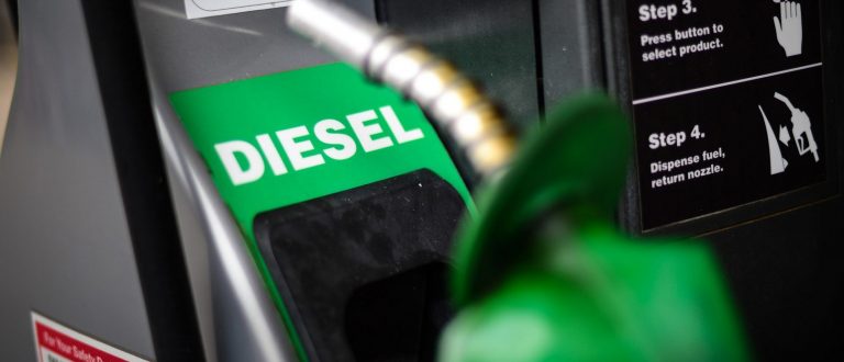 Cartão Caminhoneiro será criado para segurar preço do diesel