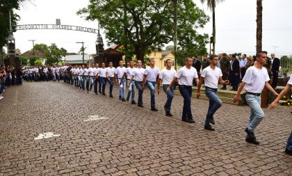 378 jovens são recebidos no 3º Batalhão de Engenharia de Combate