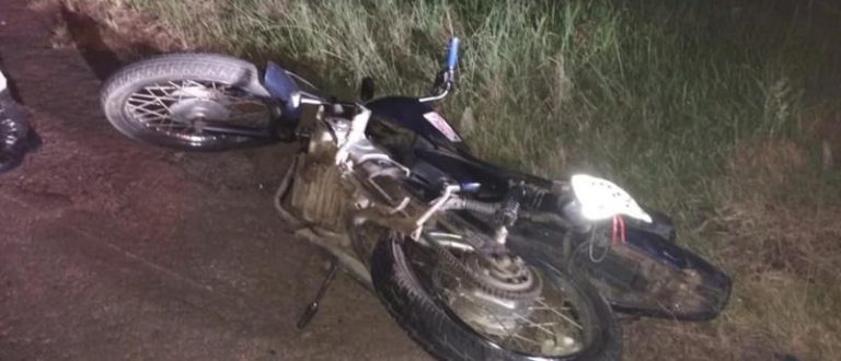 Acidente entre moto e carro deixa dois feridos na RSC-287